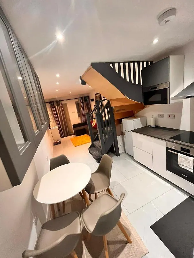 Apartment Cerrkuss Stays London